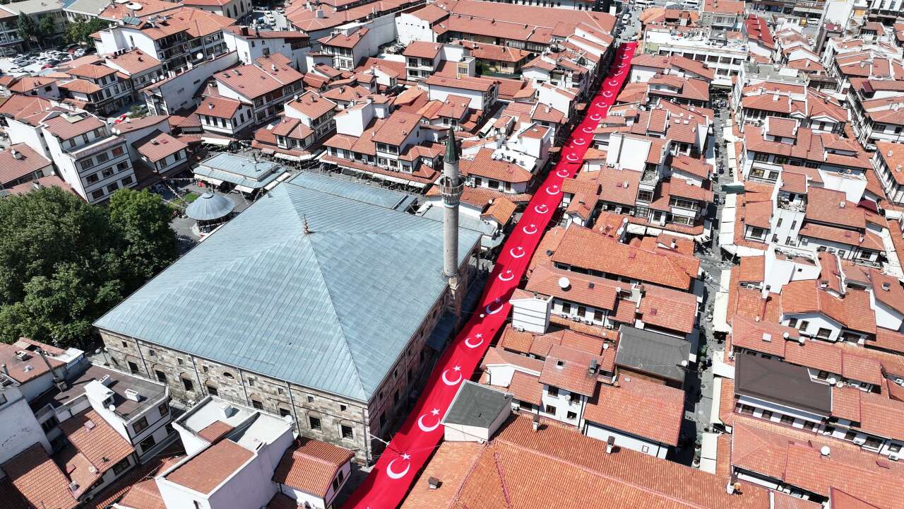 Konya esnafından yüzde 30 indirim! Tarihi Çarşılar Alışveriş Günleri başladı 9